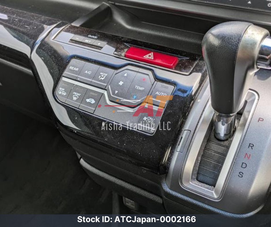 2014 Honda Step WGN Spada